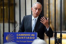 Marcelo juntou-se a peregrinos a caminho de Santiago de Compostela