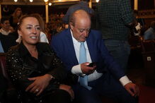 Pinto da Costa com Cláudia Campo no Teatro Sá da Bandeira, no Porto