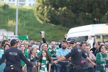 Adeptos do Sporting fazem a festa