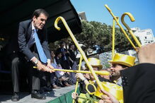 Cortejo da Queima das Fitas invadiu ruas do Porto
