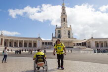 Edgar Silva, de 55 anos, cumpre a última de três etapas da peregrinação 