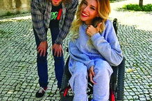 Salvador Sobral e a cantora russa Julia Samoylova, em Lisboa   