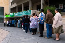 16-07-2013_14_09_20 emprego desemprego pessoas crise 10.jpg