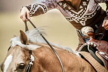 Filha de Schumacher quebra o silêncio pela primeira vez após acidente do pai