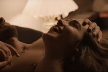 David Carreira gravou videoclip muito ousado com Angie Costa