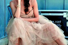 Catarina Furtado vestiu criação de Nuno Baltazar