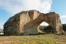 O Penedo Furado é um monumento geomorfológico que remonta ao Período Jurássico 