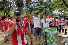 Adeptos do Aves fazem a festa no Jamor