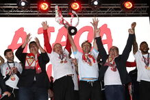 Vila das Aves não dormiu para receber os heróis do Jamor esta madrugada