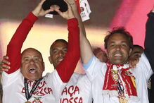 Vila das Aves não dormiu para receber os heróis do Jamor esta madrugada