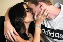 Nara Almeida e o namorado