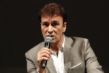 Fãs de Tony Carreira ao rubro com livro