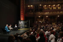 Fãs de Tony Carreira ao rubro com livro