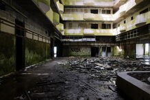 Hotel Monte Palace, na Ilha de São Miguel, está em ruínas há vários anos