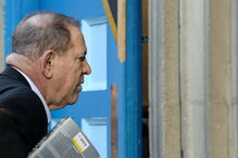 Harvey Weinstein entrega-se às autoridades em Nova Iorque