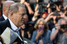 Harvey Weinstein entrega-se às autoridades em Nova Iorque