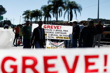 Camionistas brasileiros bloquearam estradas em todo o país