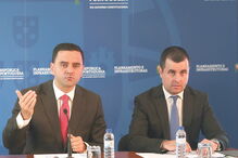 Ministro do Planeamento, Pedro Marques, e secretário de Estado Guilherme W. d’Oliveira Martins tutelam contratação  