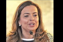 Luísa Salgueiro entende que a substituição deve ocorrer logo no dia 1 do próximo ano