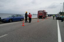 Queda de carro à ria de Aveiro