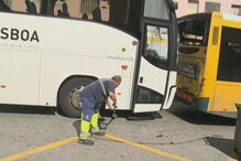 Acidente entre dois autocarros faz vários feridos em Lisboa	