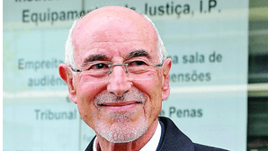 Ministério Público investiga Proença de Carvalho por corrupção ativa  