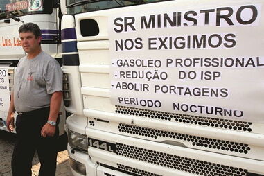 Protesto dos camionistas paralisou o País em 2008 contra o elevado preço dos combustíveis, sobretudo do gasóleo 