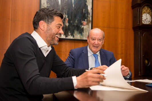 Sérgio Conceição renovou contrato com o FC Porto