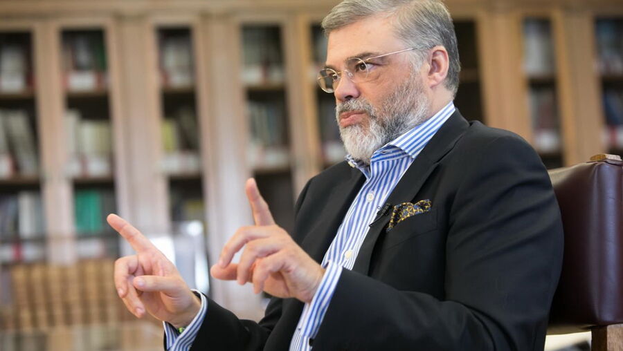 O deputado do PS Ascenso Simões