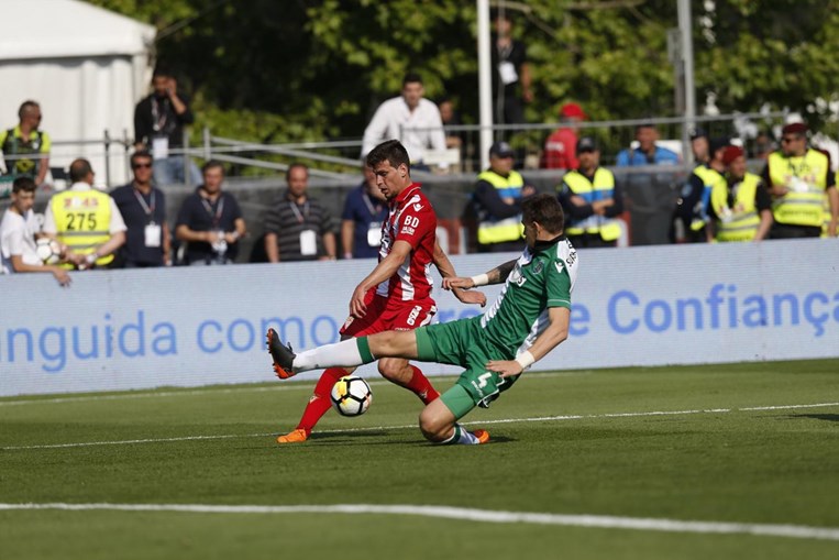 Vila das Aves, 10/30/2018 - The Clube Desportivo das Aves received Sporting  Clube de Portugal this afternoon at the EstÃ¡dio do Clube Desportivo das  Aves, in a game to count for the