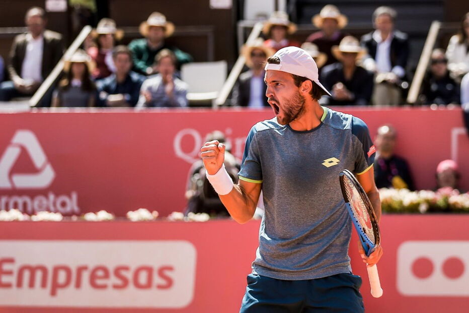 João Sousa em ação no Estoril Open