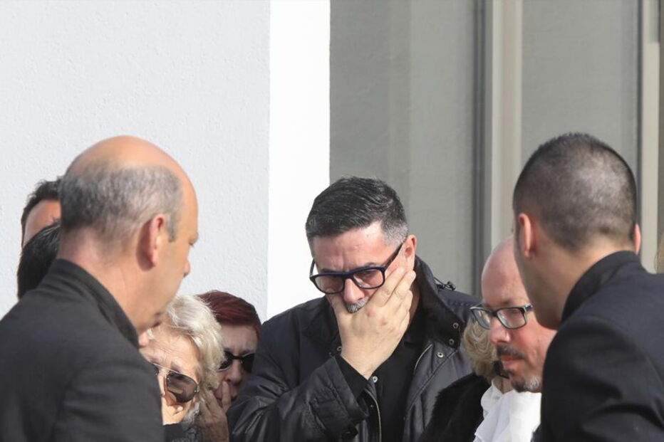 Malato não conteve as lágrimas ao lado da mãe	