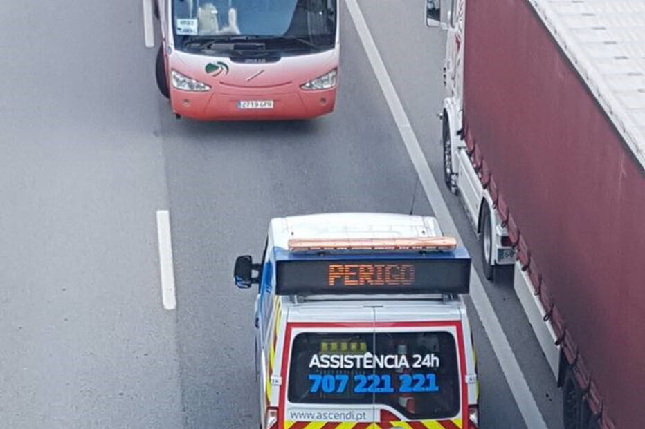 Acidente na A25