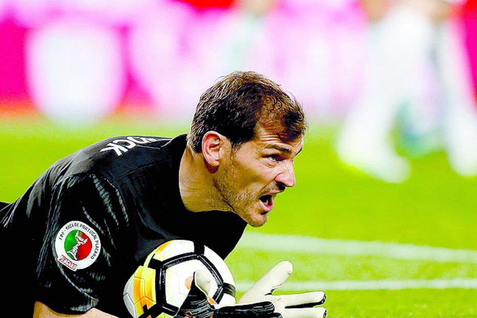 Iker Casillas, fc porto, desporto, futebol, guarda-redes, espanhol