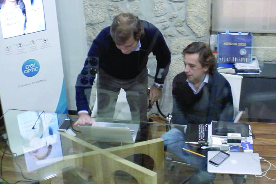 Empresa Mood Optic, de Viseu, cria óculos com tecnologia 3D