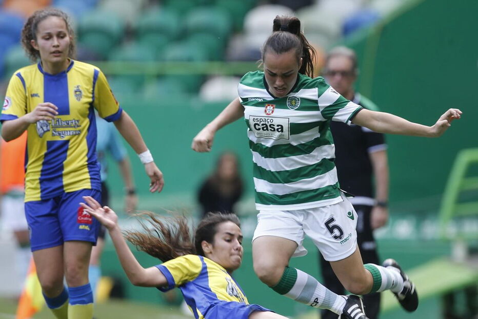 Sporting sagra-se bicampeão de futebol feminino