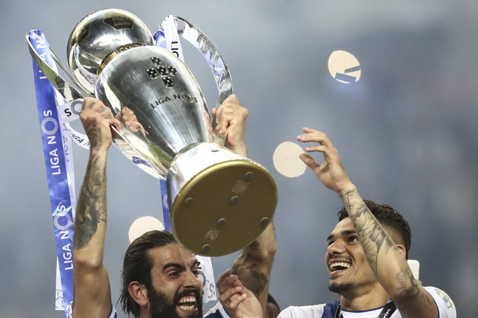 FC Porto é campeão nacional 2017/2018	