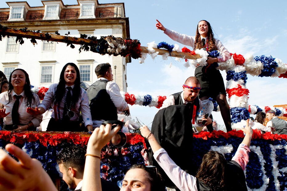 Cortejo da Queima das Fitas em Coimbra