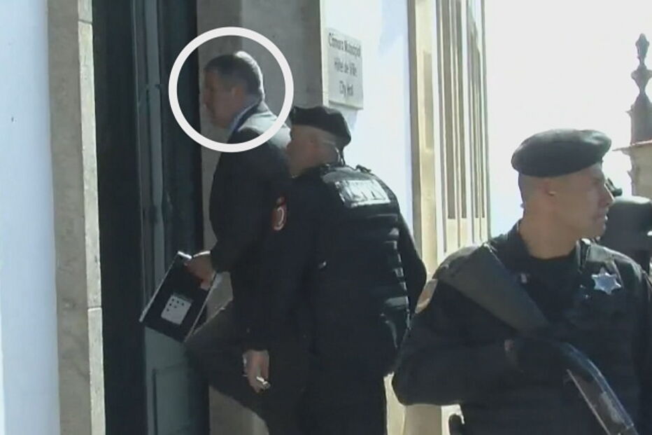 Pedro Dias à entrada no Tribunal de Sabrosa