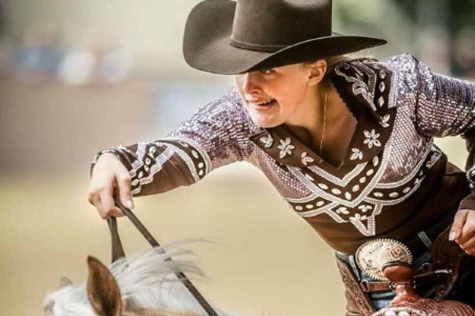 Filha de Schumacher quebra o silêncio pela primeira vez após acidente do pai