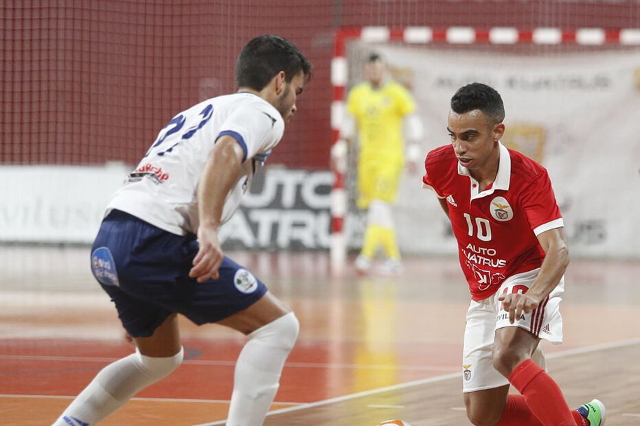 Benfica e Burinhosa jogaram para o campeonato de futsal, na Luz, em dezembro