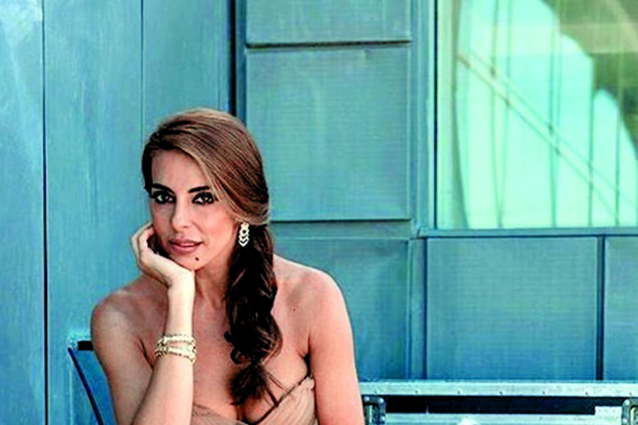 Catarina Furtado vestiu criação de Nuno Baltazar