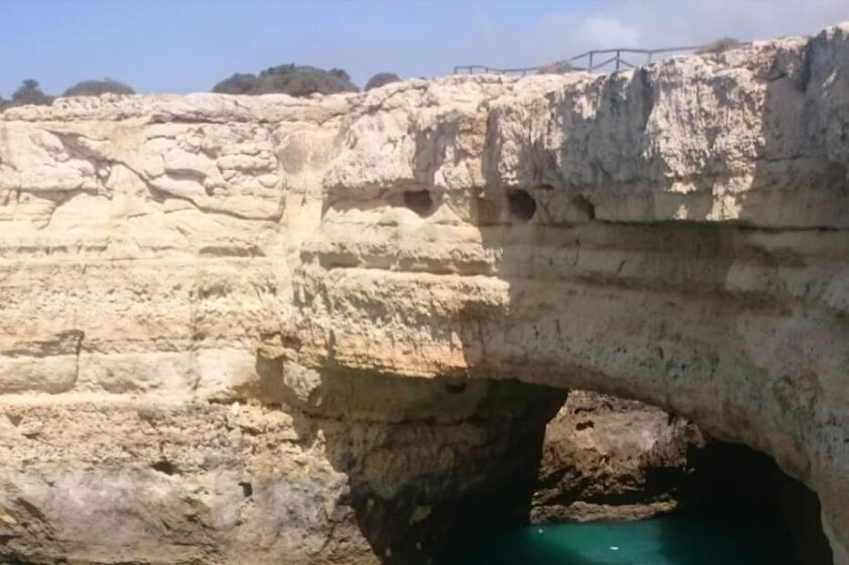 Turistas resgatados de gruta em Lagoa