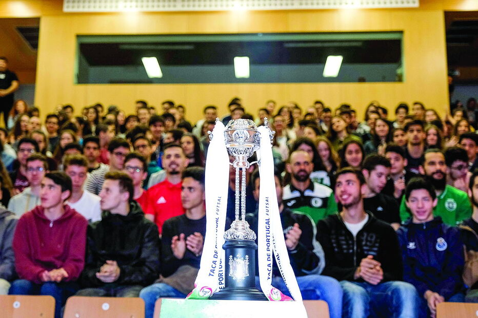 O troféu da Taça de Portugal em futsal