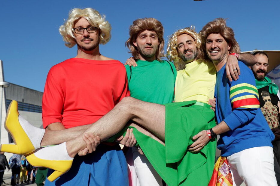 Fãs fazem a festa da Eurovisão junto ao Altice Arena