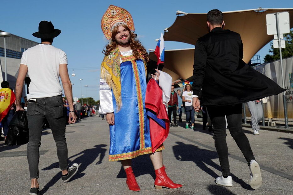 Fãs fazem a festa da Eurovisão junto ao Altice Arena