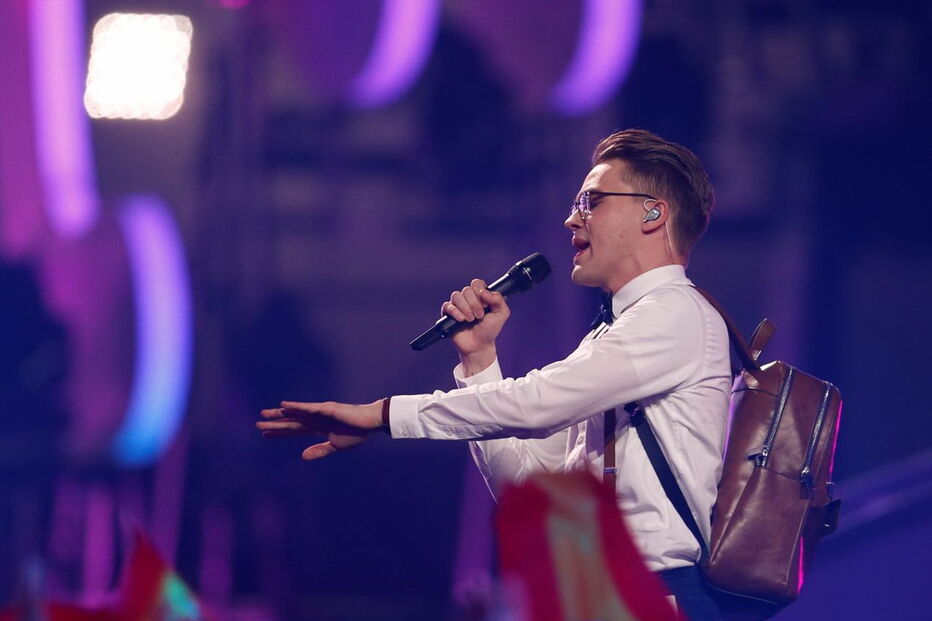 Mikolas Josef, com 