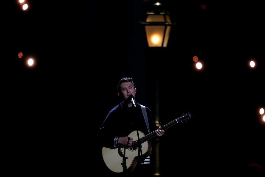 Ryan O'Shaughnessy, com 