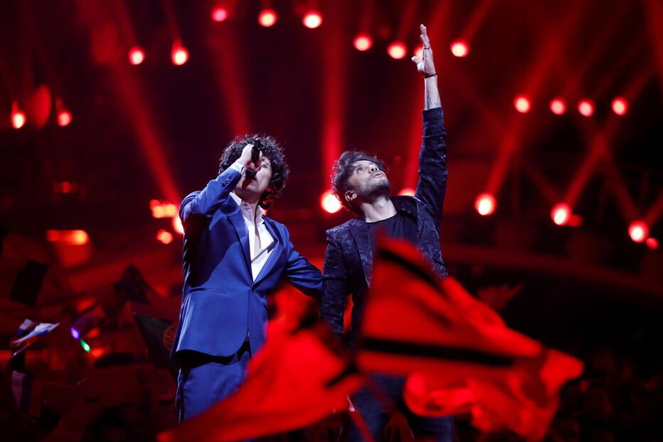 Ermal Meta e Fabrizio Moro, com 