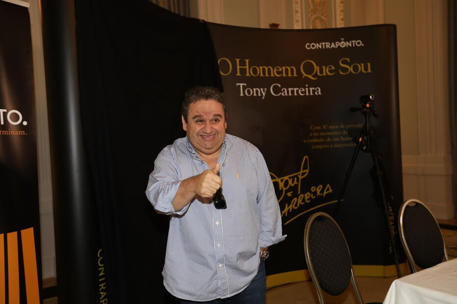 Fernando Mendes no lançamento do livro de Tony Carreira